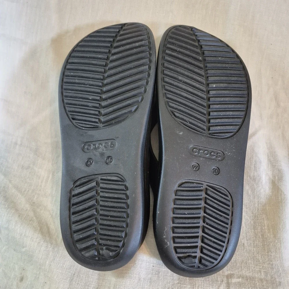 Crocs Womens Size 10 Getaway Platform Flip Flop Sandals Comfort Beach Resortwear